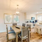 Summer Lake Townhomes 17
