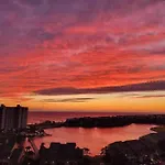 Beautiful Destin Beach View Condo