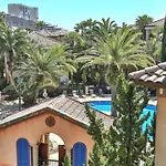 Tuscany - Easy Beach Access Large Community Pool And Hot Tub Small Dogs Welcome With Pet Fee