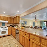 Aegean 215 - Beautiful Beachfront Condo Lots Of On Site Activities