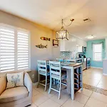 Poolside Villas 303