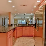 Destin Towers 93 - Beach Front 9Th Floor 2Br