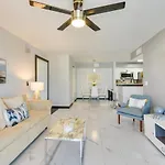 Modern Destin Condo Walk To Golf Course And Beach!