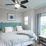Lux Beatles Themed Beach Home, 5 Min Walk To Beach + Golf Cart, Dog Friendly!