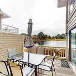 Harbour Point #907