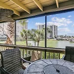 Walk 2 Beach Golf Dining & More -Sleeps 12