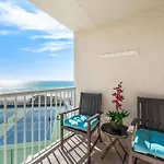 Holiday Surf And Racquet Unit 509