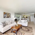 Beachside II 4333