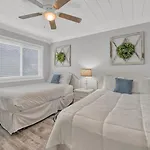 Southbay By The Gulf 72 A Remodeled Townhome With Private Beach Access Only 75 Yards To The Beach