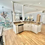 5296 Tivoli By The Sea