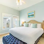 Gulfside Oasis By Avantstay Steps To Beach W Bbq Pool Video Arcade Max Occ 20