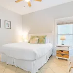 Gulfside Oasis By Avantstay Steps To Beach W Bbq Pool Video Arcade Max Occ 20