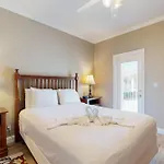 Villages Of Crystal Beach: Serenity