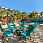 Zula Beach Vacation Home, Sleeps 16, Private Heated Pool, 4Min Walk To The Beach, Pets Welcome, Fenced Yard