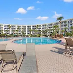 Crescent At Miramar-Gulf Front Luxury Condo-Free Beach Chairs!
