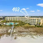 Beachfront Luxury 2Bd 2Ba Condo With Balcony! Sleeps 6!
