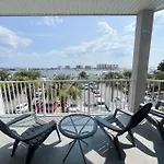 Destin Harbor Getaway