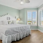 Jade East Towers 0950 By Newman-Dailey