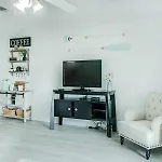 7 B, One Bedroom Condo