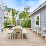 Grand Destin Getaway - Walk A Block To The Beach!