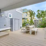 Grand Destin Getaway - Walk A Block To The Beach!