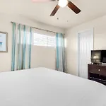Holiday Surf And Racquet Club 707