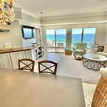 4835 Westwinds