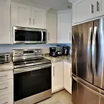Stunning Home In Destin With Outdoor Swimming Pool And 3 Bedrooms