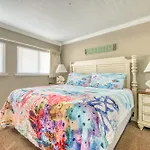 Beach House Condominiums B404 - Beachfront With Pool, Wifi, & Beach Service