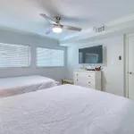 Beach House Condominiums C603 - Beachfront With Pool, Wifi, & Beach Service