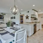 The Beach Cottage At Seascape Villas