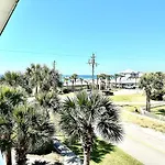 Corner Of Paradise Beach View Pool