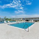 Tranquil Tortuga Lake View Central Destin