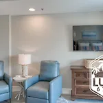 Luau Tower Enjoy These 2 Connecting Condo Units As A Family