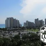 Luau Tower Enjoy These 2 Connecting Condo Units As A Family