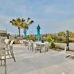 Beachside One 4016