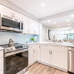 Beachwalk Villa 5108