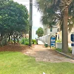 Gulf Walk 506