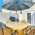Beachfront Destin Townhome With Pool Access
