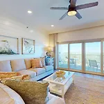 Beach Manor 1004