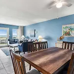 Holiday Surf And Racquet Unit 221