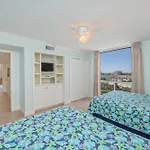 1095 Shoreline - Bedroom Beach Front Condo Free Beach Setup