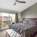 Gulf Walk 606
