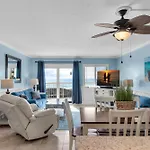 Holiday Surf And Racquet Club 319
