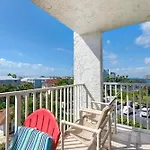 Dolphin Point #406C