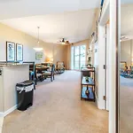 Palms Resort #1106 Jr 2Br