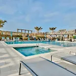 Beachside One 4101