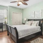 Turnberry 8546
