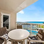 Holiday Surf And Racquet Unit 414