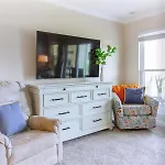10 D, One Bedroom Condo
